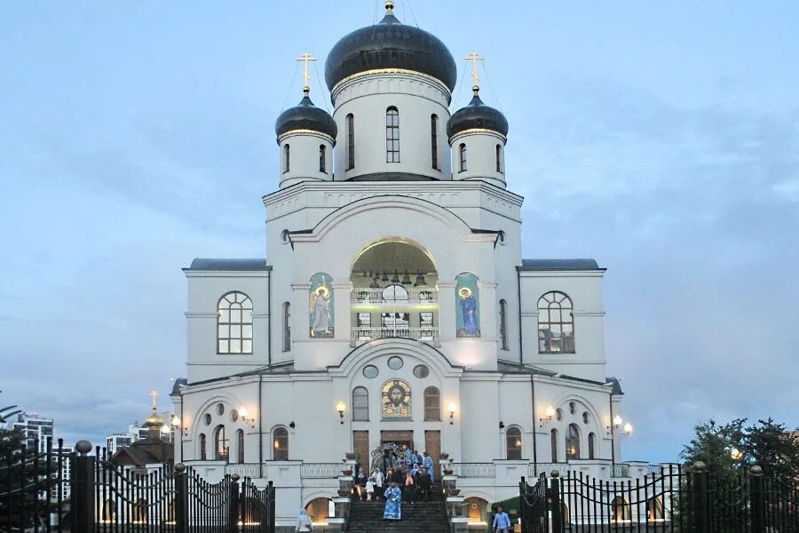храм мытищи новомытищинский. храм рождества христова мытищи внутри. храм рождества христова мытищи. храм рождества христова мытищи. храм рождества мытищи.