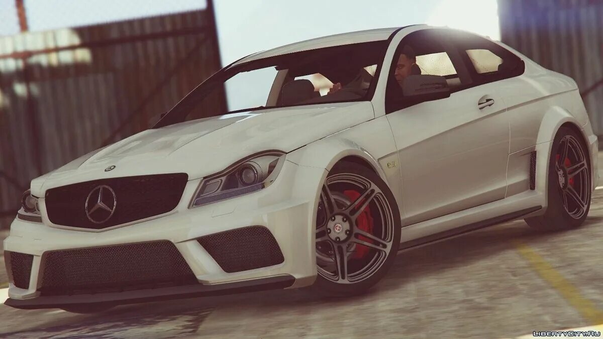 Гта 5 мод машины мерседес. Mercedes c63 w204 Coupe GTA 5. Mercedes c63 AMG GTA 5. Мерседес c63 AMG ГТА. Mercedes 63 AMG GTA 5.