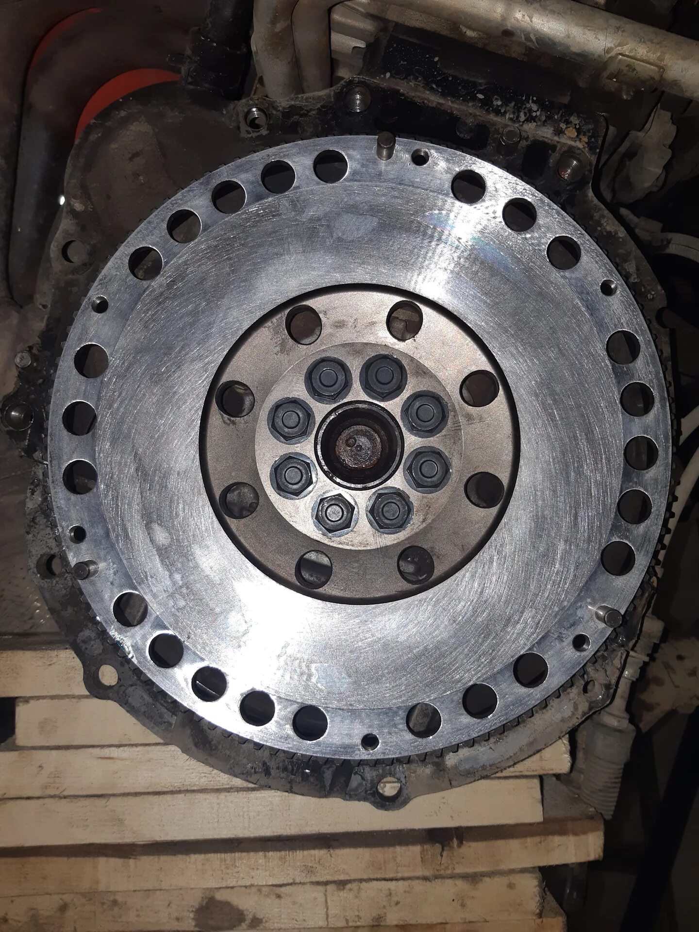 Одномассовый маховик altezza 3s. Маховик 3s. Крышка маховика 3s-fe. Маховик под. Положение маховика на 3zz.