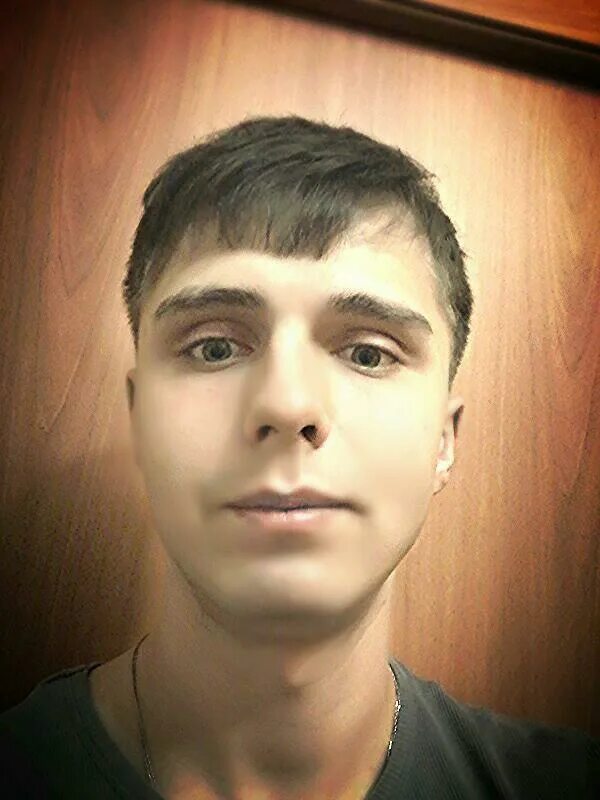 Эштон катчер. Александр герасимов пилот аэрофлота. Парни га. Даниил костров. Мужчина пилот.