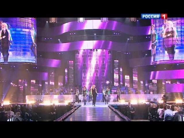 Песня года 2025 финальная песня видео. Кристина орбакайте достояние республики. кристина орбакайте ультрафиолет. песня года 2012 олимпийский. песня года фото с мест.