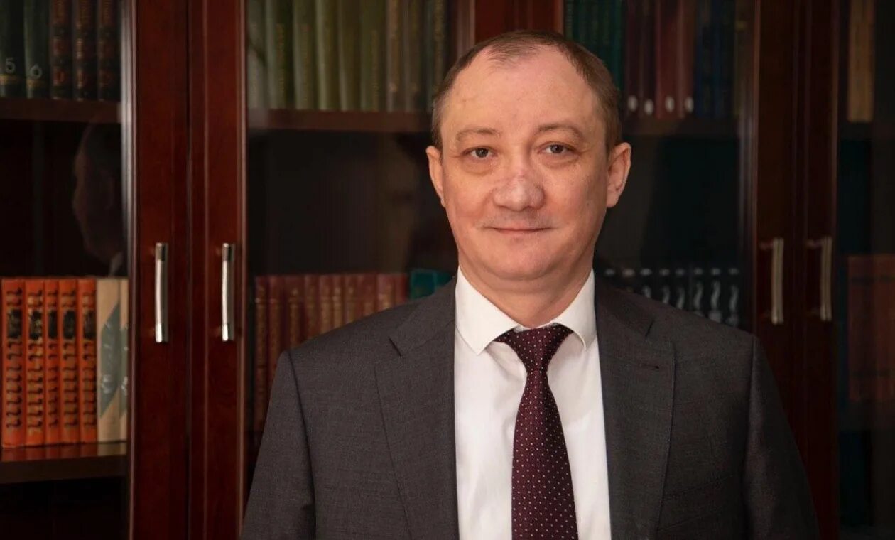 Министр сахалина. Министр жкх сахалин. министр жкх сахалинская область 2025. юрий александрович борисов. борисов министр.