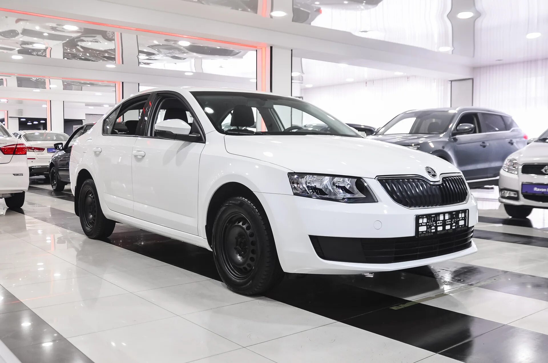 Купить октавию бу в россии. Skoda Octavia 2016.