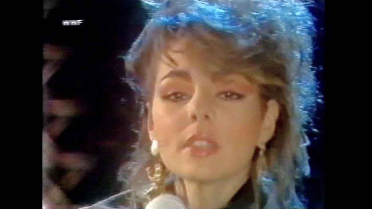 Сандра cretu stop for a minute. Сандра 1987. Stop for a minute сандра. Sandra minute. Sandra around my heart.