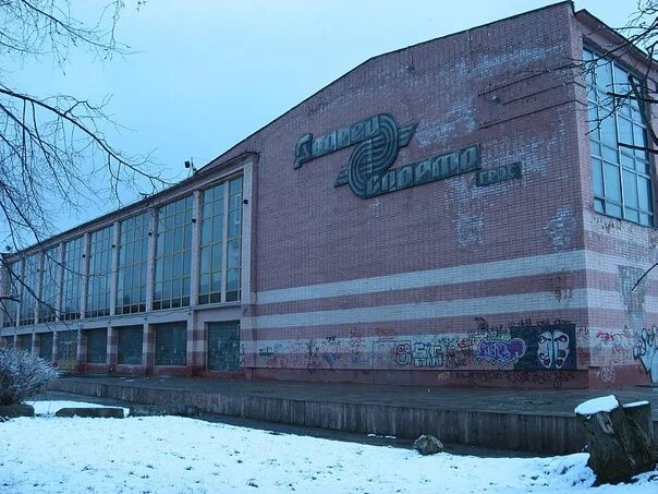 Бассейн грэс. Конаково дворец спорта. бассейн дельфин конаково. дворец дельфин конаково. дворец спорта дельфин бассейн конаково.