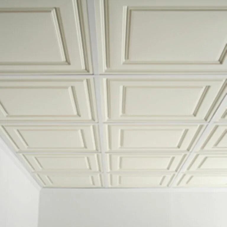 Потолок из молдингов. Потолочные панели под лепнину. Раскладка потолочная. Раскладка молдингов на потолке.