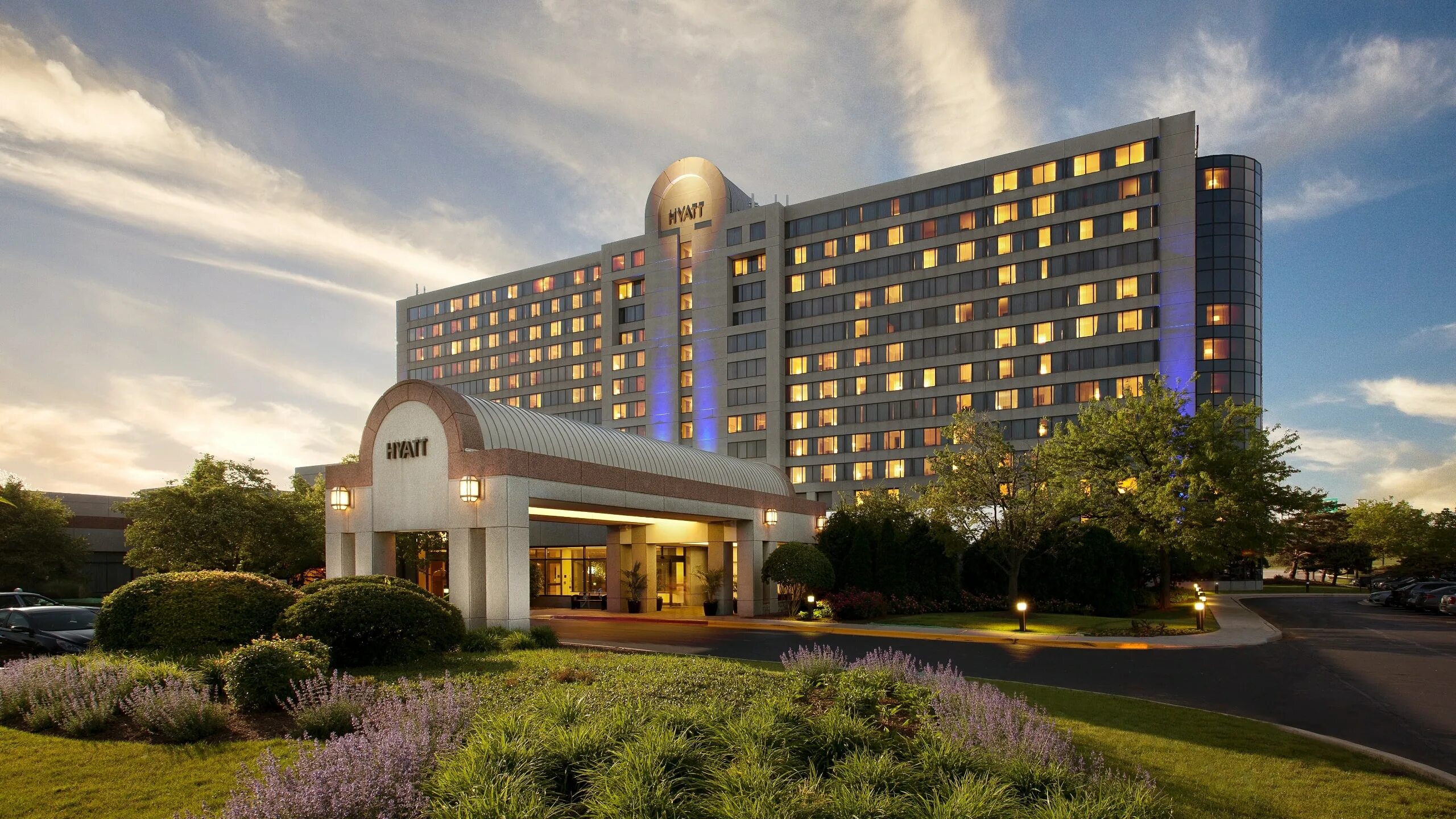Красивый отель в америке. Отель crowne plaza downtown. Hotel united states. Гостиница сша. Отель сша.