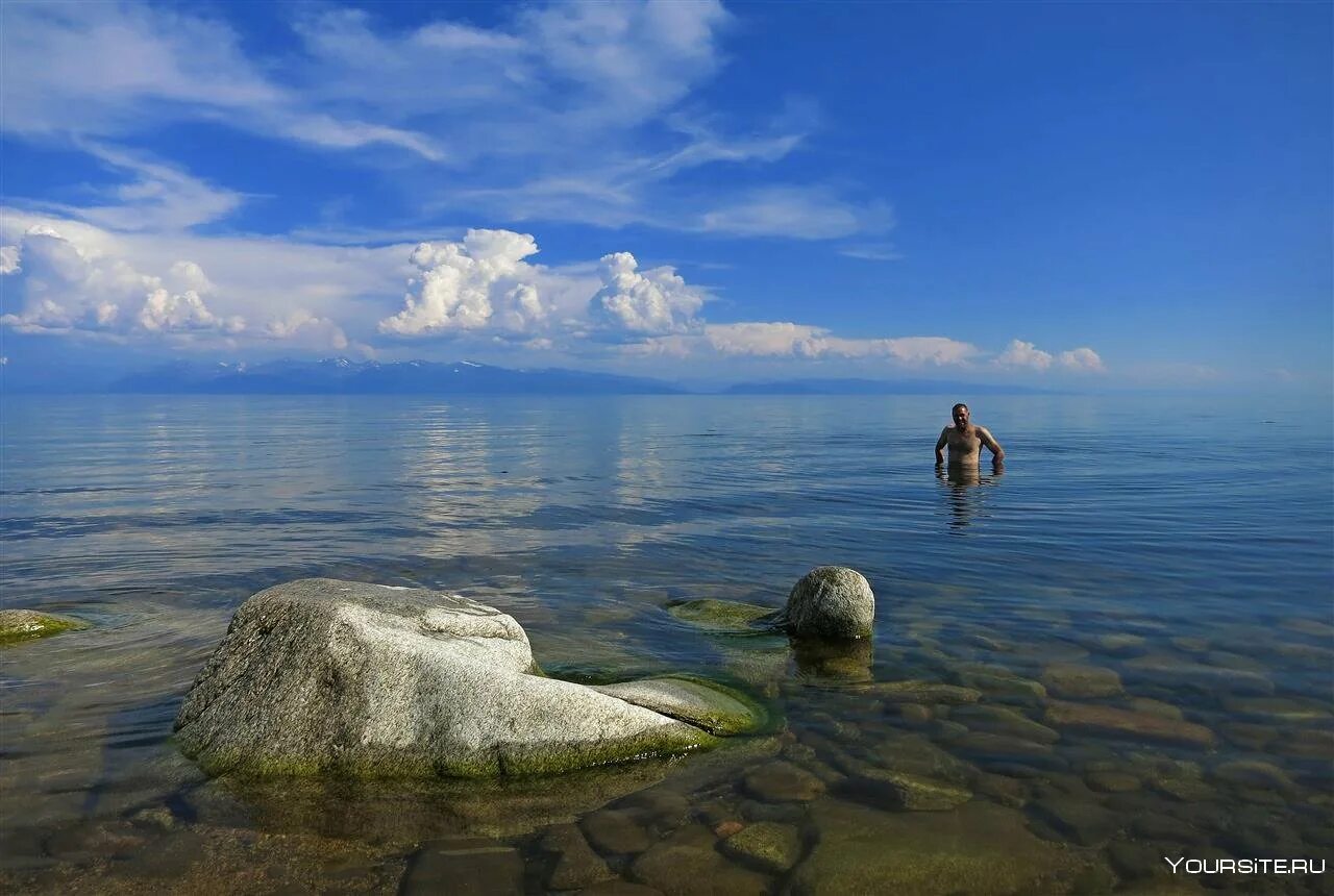 Байкал чаша. Ретритный центр чаша чингисхана байкал. Чаша озера ольхон. Озеро байкал шаман камень. Ретритный центр ольхон.