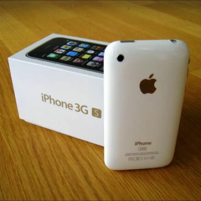 Купить айфон старый оскол. Apple iphone 3gs (a1303). Iphone 3gs White. Iphone 3gs белый. Iphone 3gs (2009).