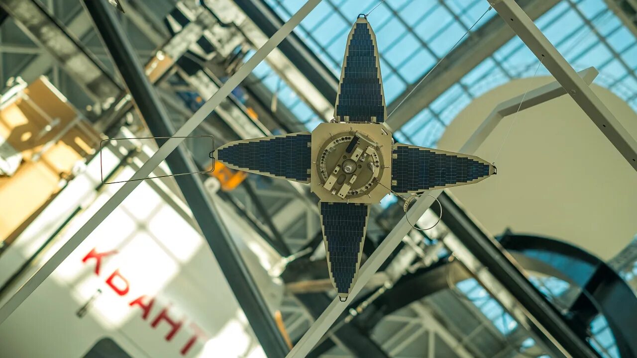 Спутник прогноз. Космические аппараты для детей. Спутниковые снимки облачности. Спутник прогноз. Интербол.