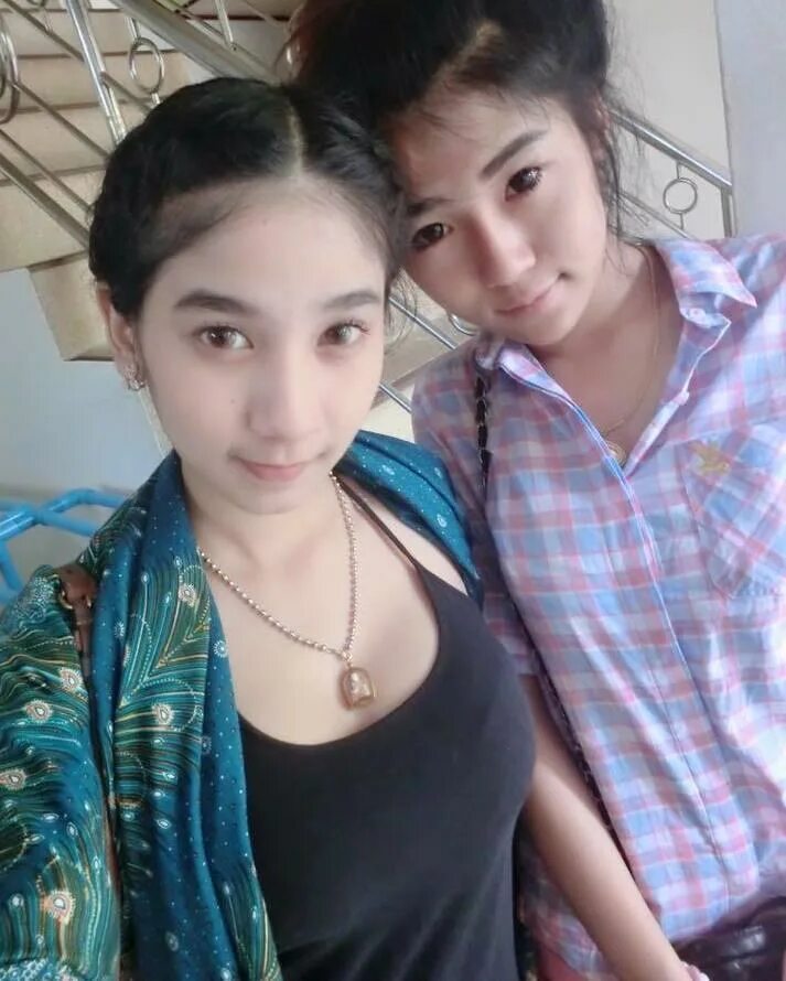 Cantik di gilir. Ngentot perawan. Evos not. Cantik одежда. Асаль давронова.