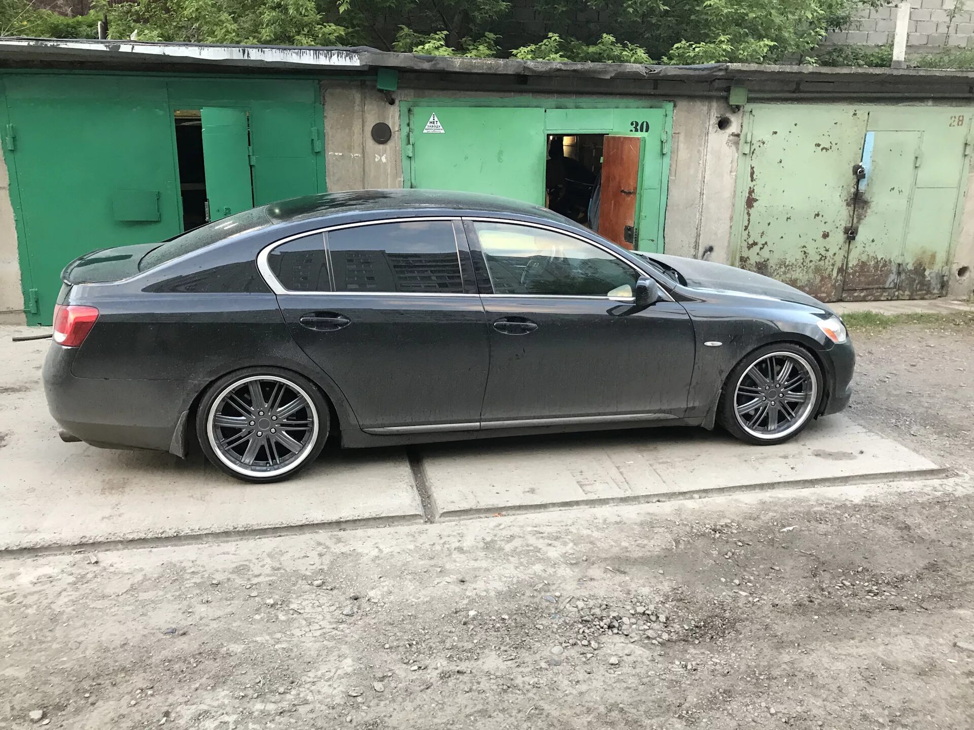 Диски lexus gs. Lexus GS 300 на дисках. Диски Lexus gs430 r18. Диски r18 Lexus gs300. Lexus gs300 2007 диски.