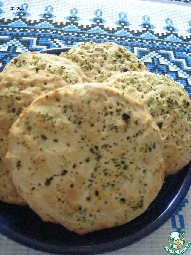 Катлама лепешки. Луковые лепешки. Узбекские лепешки на сковороде. Луковые лепешки слоеные. Катлама ногайская.