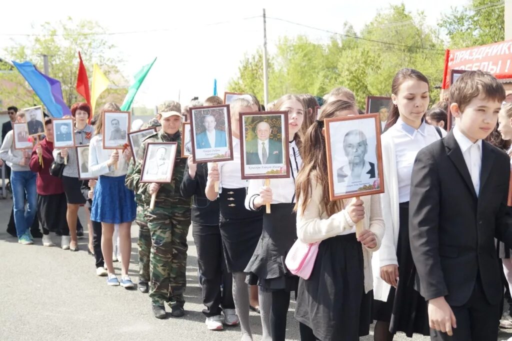 Форма Европейский лицей Оренбург. Оренбургский Европейский лицей в Пригородном. Пригородная лицей Оренбургский район. Школа крона Оренбург. Сайт европейского лицея оренбург пригородный