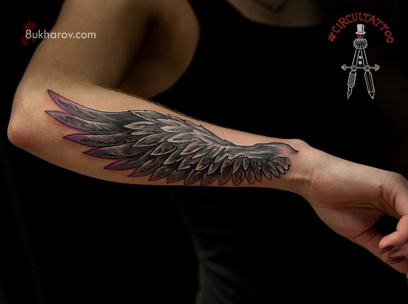 Тату крыло на предплечье. Значения тату крыла. Тату крылья ангела на руке. Тату крылья на предплечье мужские. Значения тату крыла.
