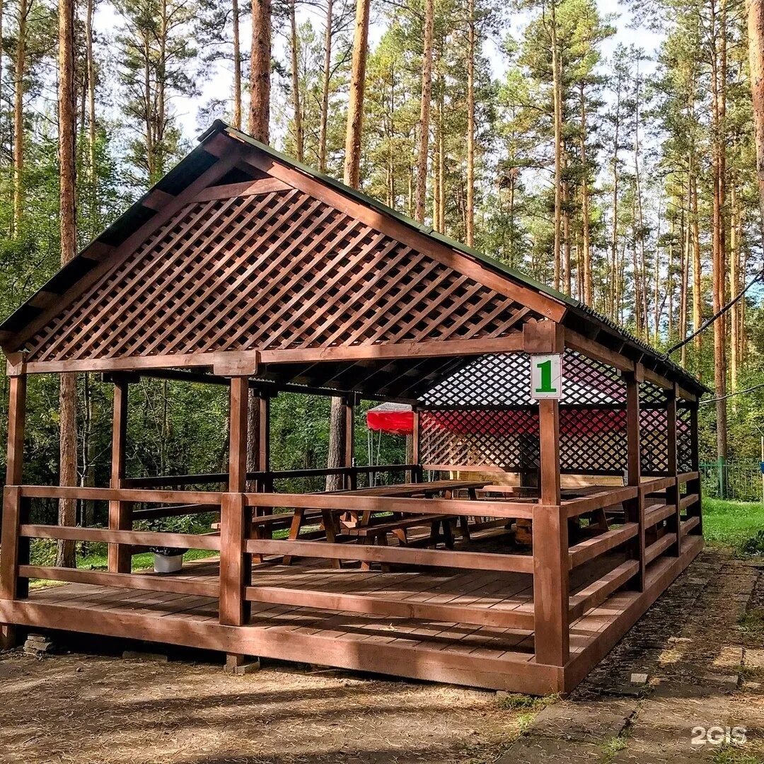 Просторная беседка на 30 человек с доступными ценами на аренду - "Forrest club" 