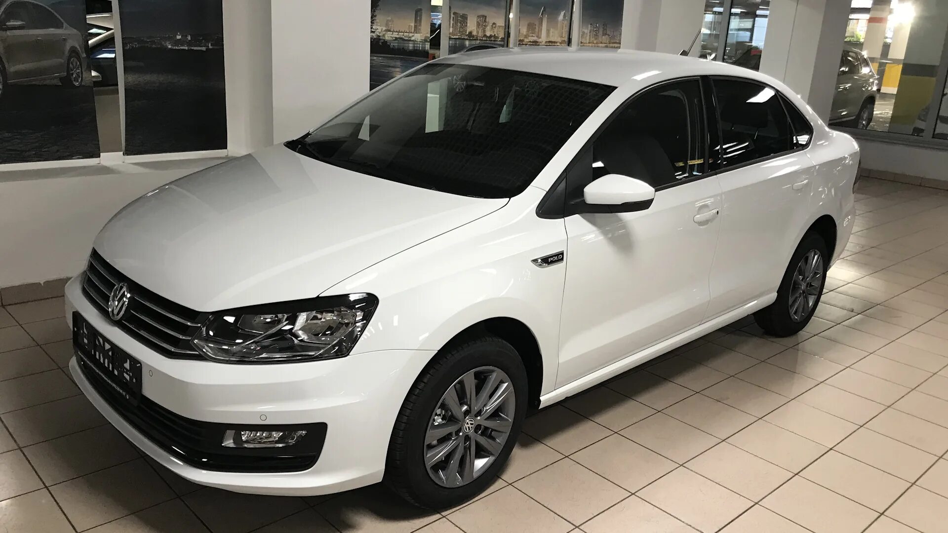 Фольксваген поло 2019 купить. Volkswagen Polo sedan 2019. Фольксваген поло седан 2019 белый. Volkswagen Polo 2019 седан. VW Polo 2019 седан.