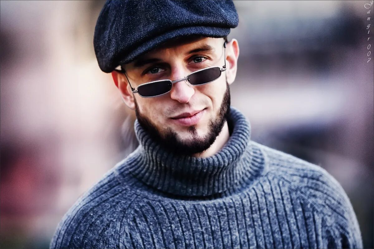 фото хулигана в кепке. высоцкий хулиган. валентин гафт хулиганы. хулиган автор. гафт хулиган стих.