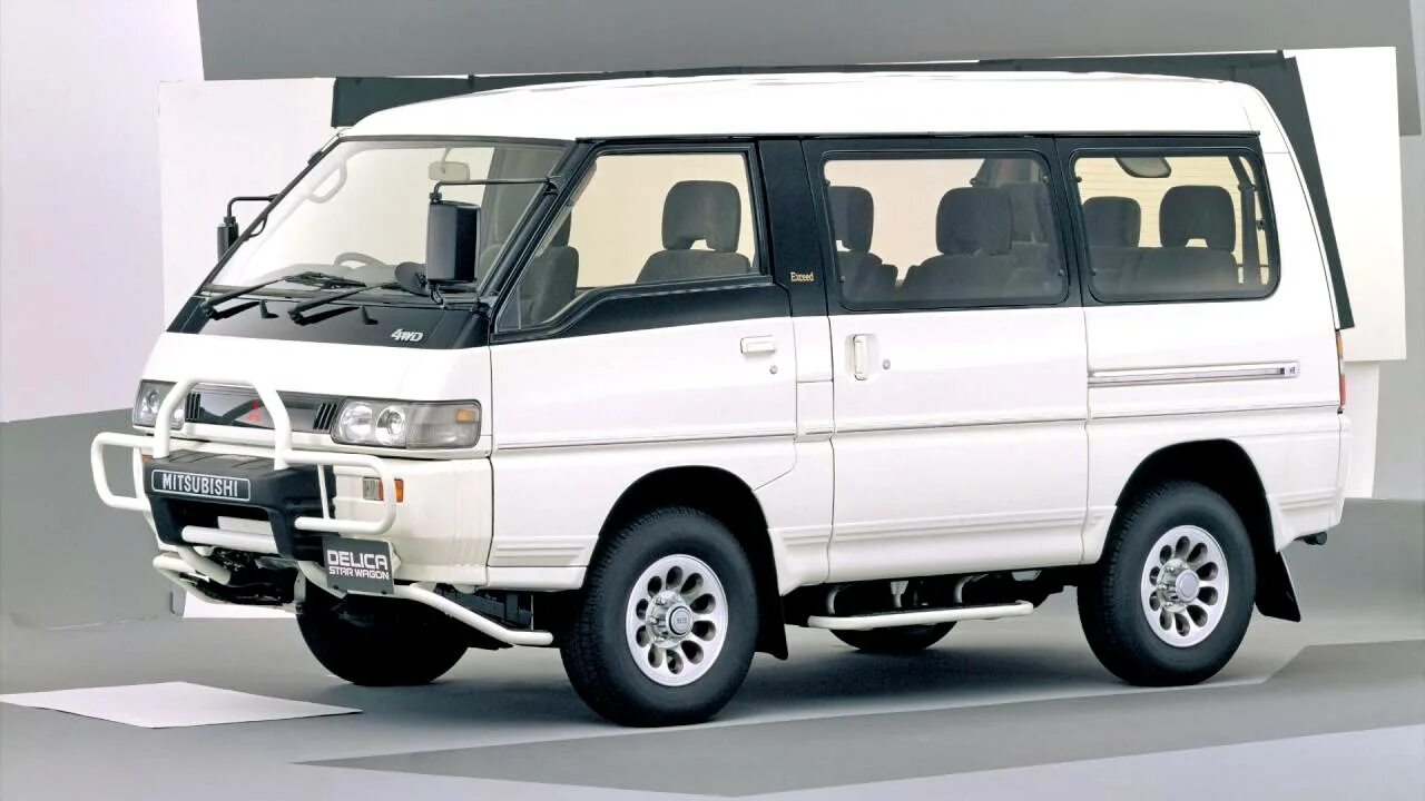 Mitsubishi Delica 3 поколение. Мицубиси Делика 4. Mitsubishi Delica 1986-1999. Митсубиси Делика 1 поколение.