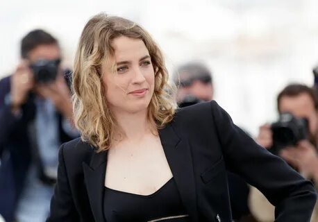 Cannes 2019 : Adèle Haenel sur la Croisette pour " Portrait de la jeun...