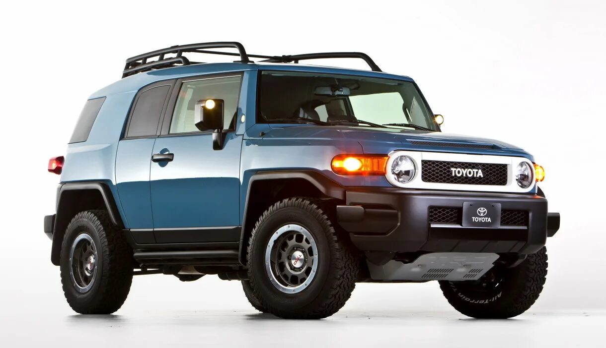 Сузуки jimny 2020. Сузуки джимни самурай. Nissan xterra 2012. Toyota fj cruiser концепт 2003. Рамный японский внедорожник.