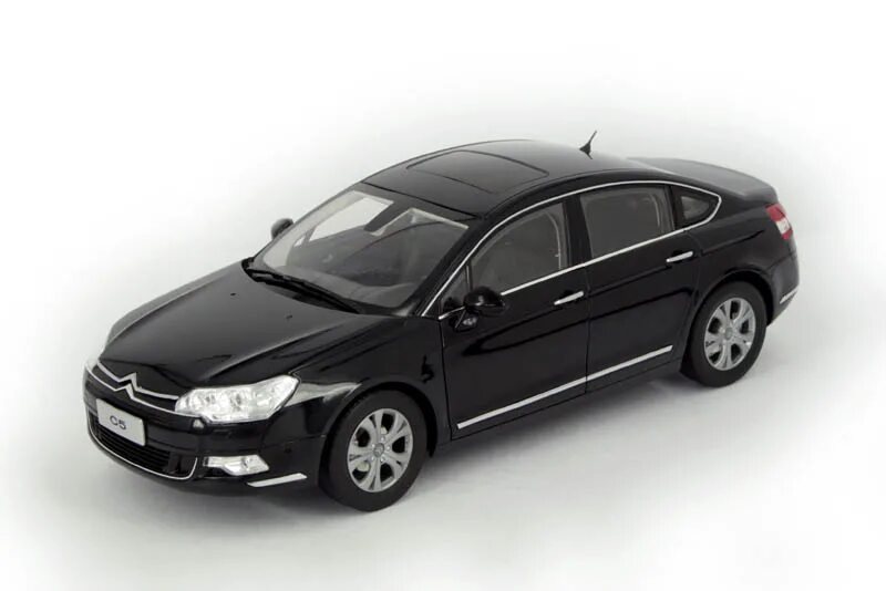 Page 1 18. Citroen c5 1:43. Масштабная модель Citroen c5. Масштабная модель Ситроен с5. Модель машинки Ситроен с4.