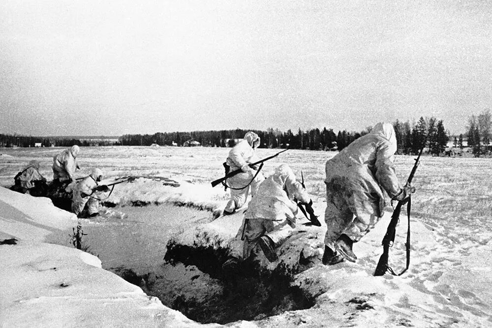 Бои под тоненьким. Бои под Москвой 1941-1942. Битва за Москву 1941. Битва за Москву 1942. Битва под Москвой 1941-1942 фото.