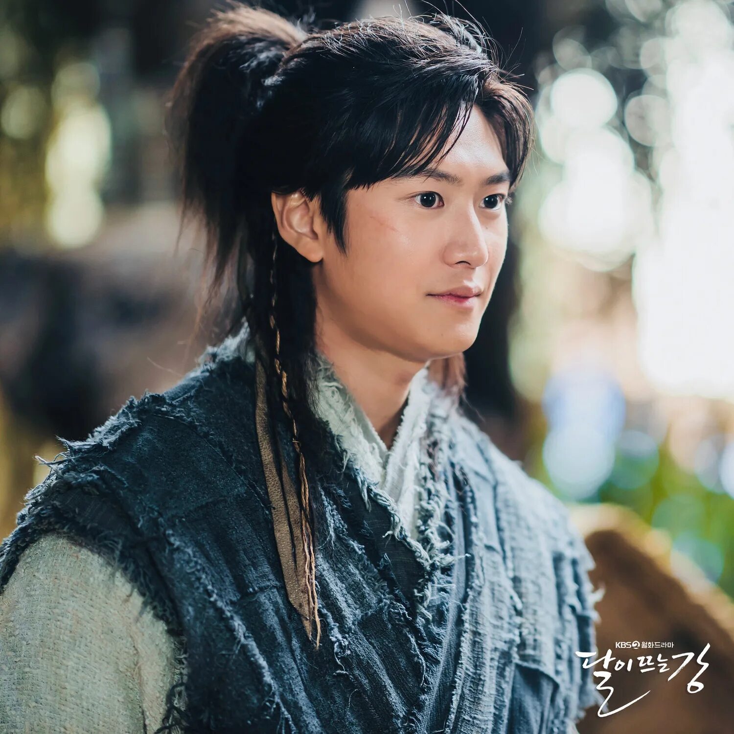 Река где восходит река. Река восходит луна дорама. Река где восходит река. Корея сериал лунная река 2021. Ким со хён 2021 дорама.