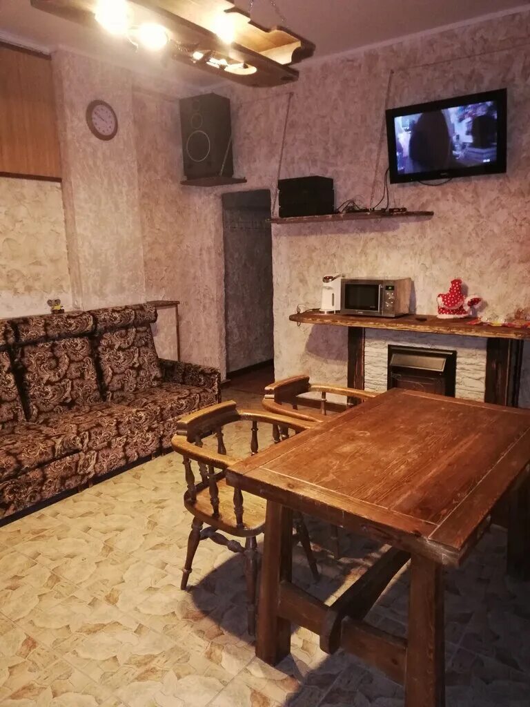 Сауна около дежавю. Гурьевские бани орел. Баня в орле. Баня в орле снять. Золотой орел сауна тюмень.