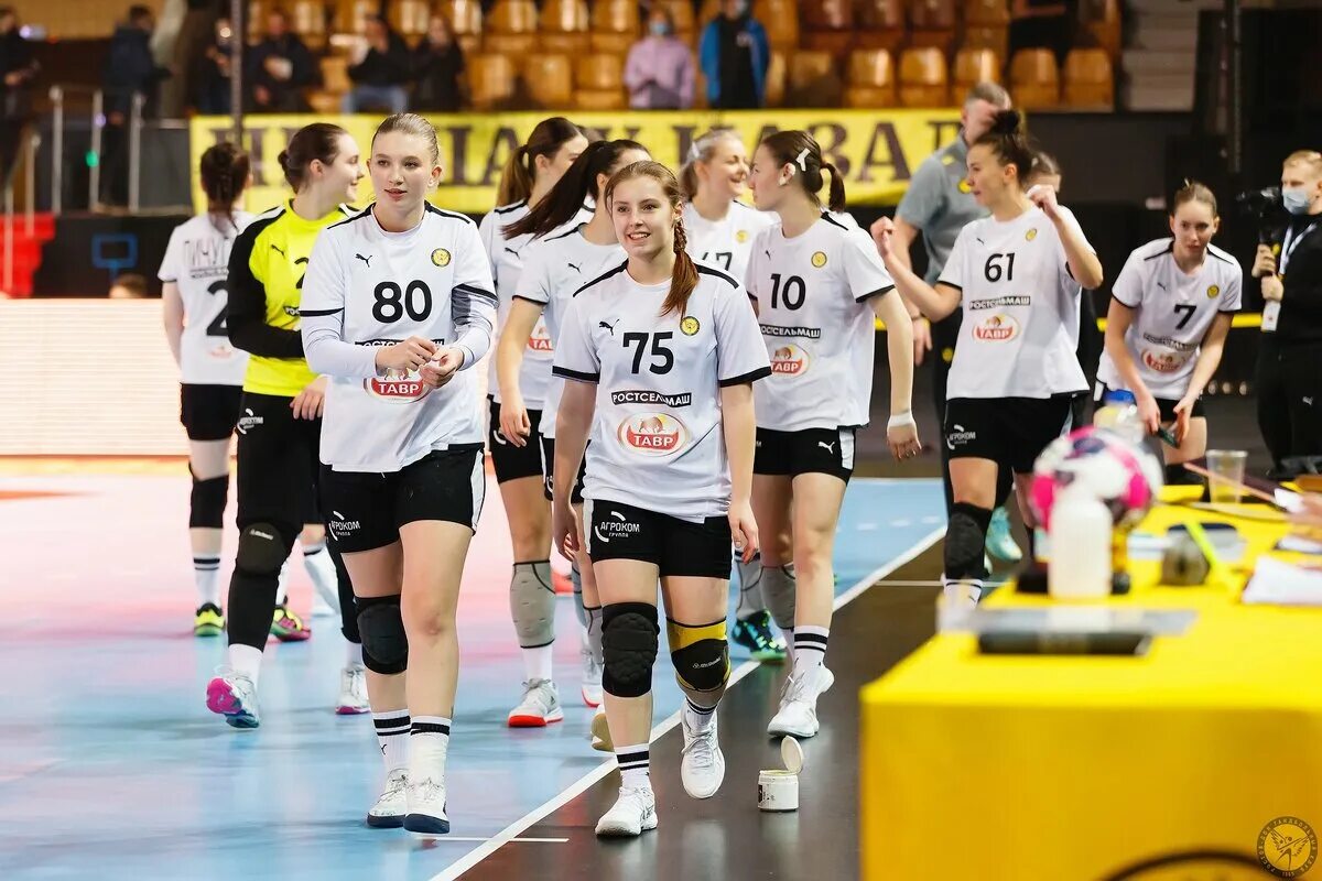 ростов дон гандбол. Handball ростов дон. ростов гандбол женщины. ростов гандбол женщины. катрин хейндаль гандбол.