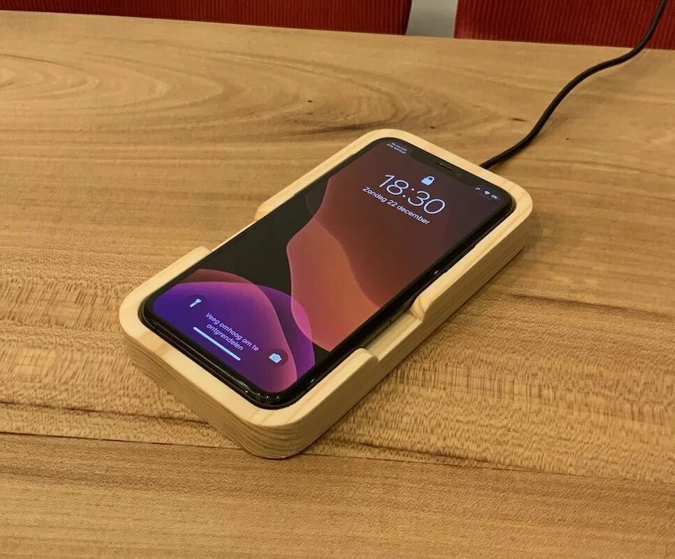 Iphone 11 Wireless Charging. Док станция для iphone 11. Беспроводная зарядка для iphone 11в мебель. Беспроводная зарядка на айфон 11. Redmi note 11 беспроводная зарядка