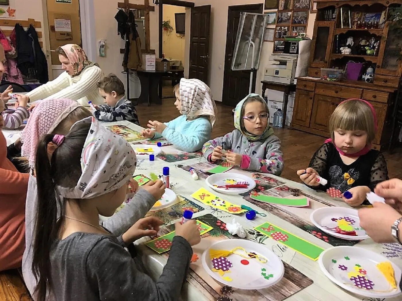 занятия в воскресной школе. творчество в воскресной школе для детей. воскресной школы демянск. детские уроки воскресной школы. воскресная школа.