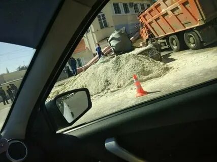 Камаз засыпал