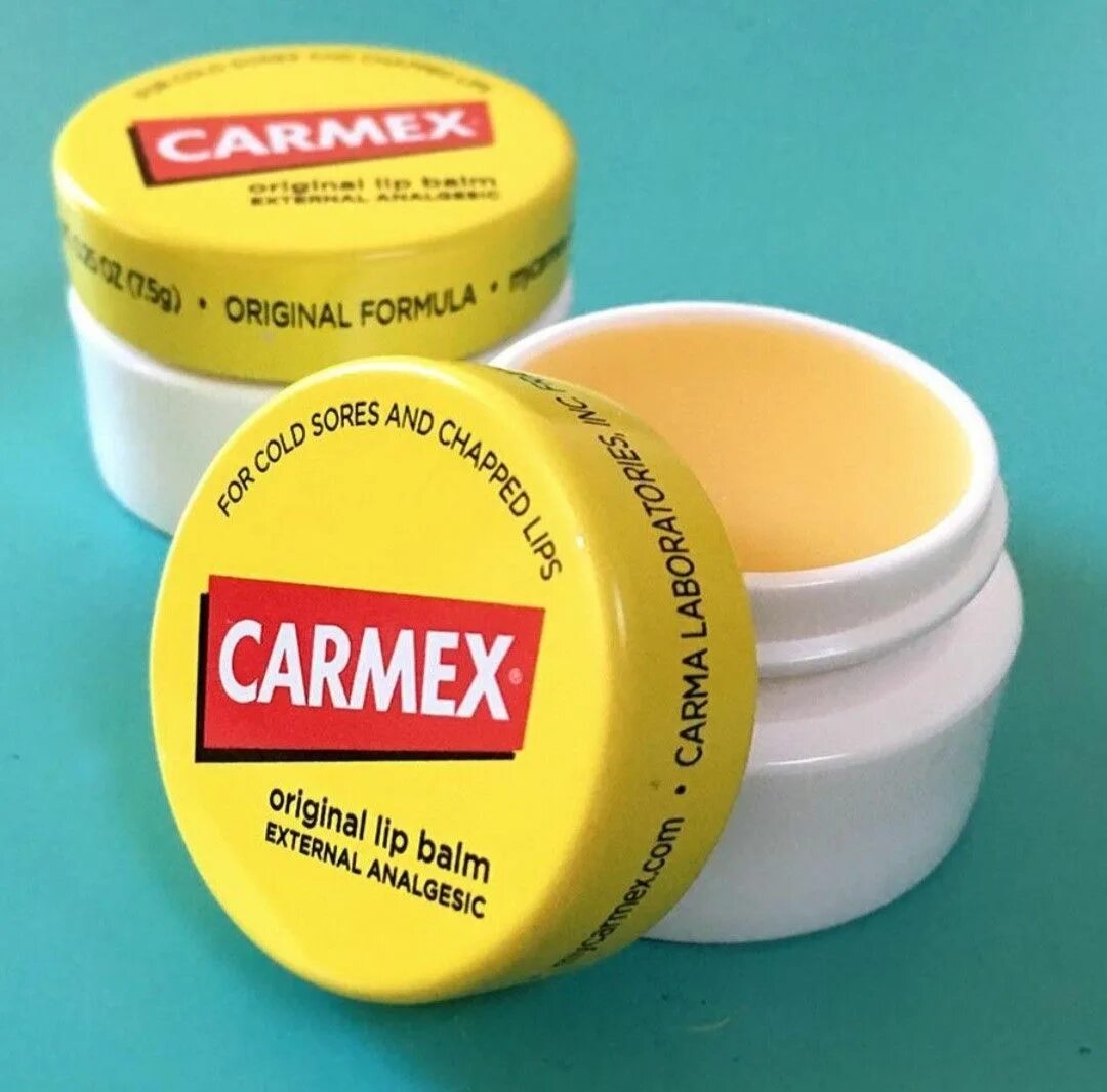 Бальзам кармекс купить. Carmex бальзам для губ. Гигиеническая помада Кармекс. Carmex бальзам для губ Cherry Jar. Гигиеническая помада для губ Кармекс.