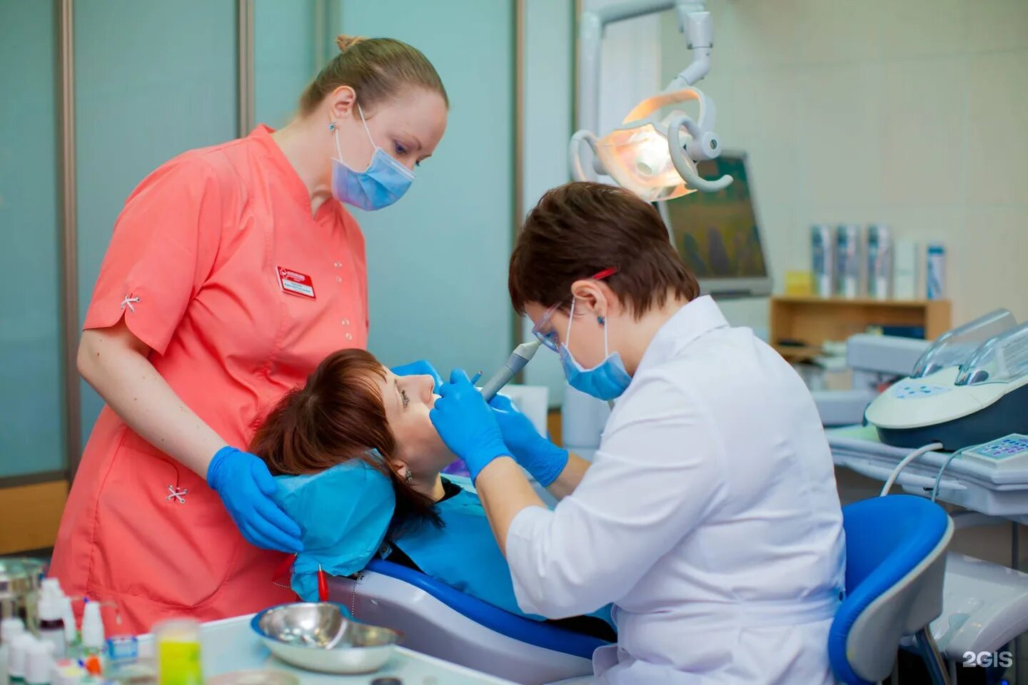 номер телефона 2 поликлиники регистратура. поликлиника номер 2 вологда. 2 поликлиника вызов врача. номер регистратуры црб. регистратура 11 поликлиники телефон рязань вызов.