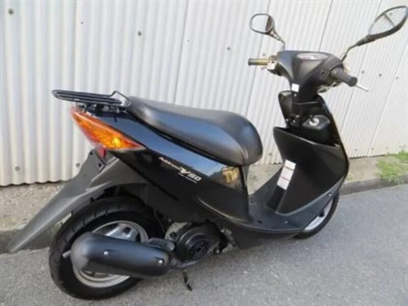 Скутер сузуки бу. Генератор suzuki lets 2. Suzuki address 110 1998. Suzuki lets 110. Skywave 650.