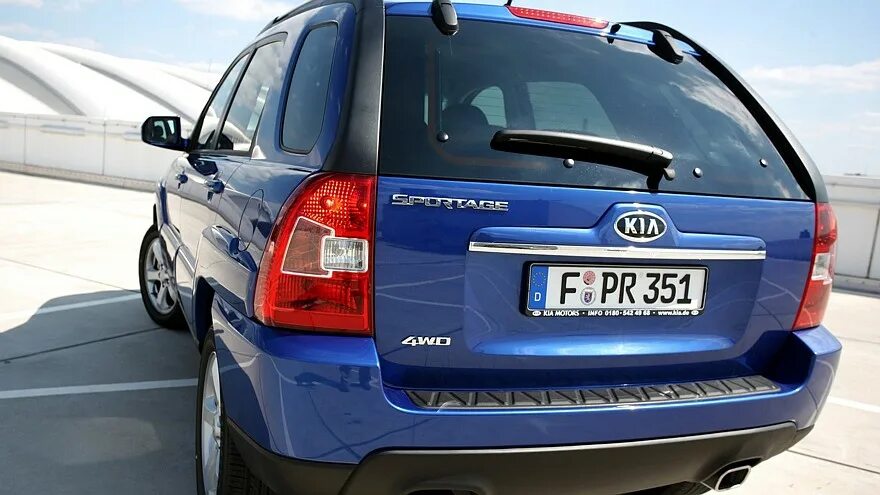 Киа оцинкованная или нет. Kia Sportage 2008 PFL.