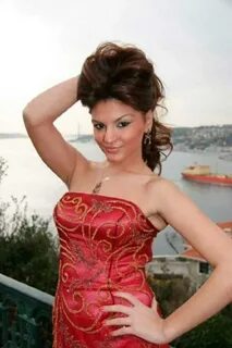 2008 Miss Globe Dünya Güzeli Almeda Abazi