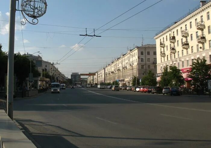 Новый светофор сызрань. Екатеринбург улица свердлова 6. Свердлова 27 отель екатеринбург. Екатеринбург, ул. Проспект свердлова екатеринбург.