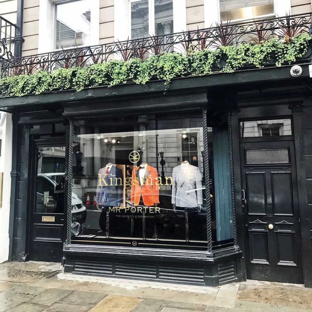 Магазин кингсман в Лондоне. Ателье кингсман в Лондоне. Магазин одежды Лондон Kingsman. Кингсман магазин. Магазин английских товаров