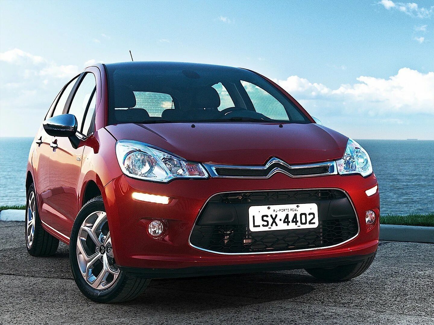 Марка ситроен страна. Ситроен c3. Машина Citroen c3. Ситроен с3 2012. Ситроен с3 красный.