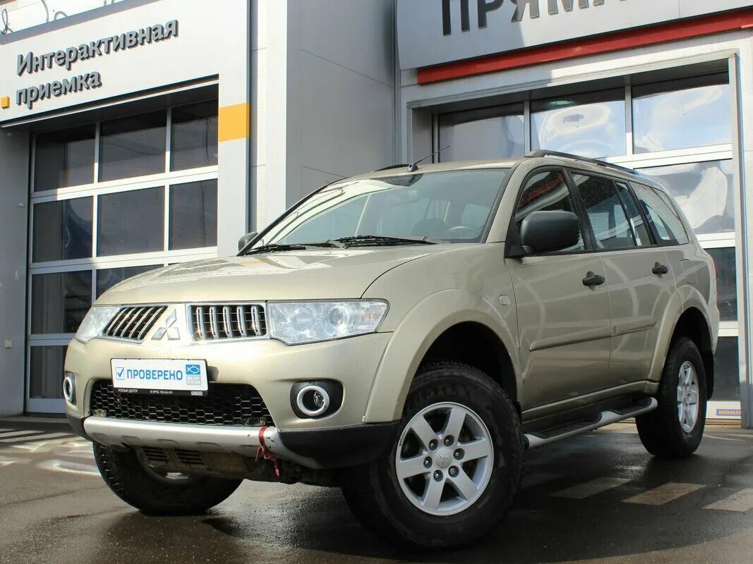 Mitsubishi pajero sport 2012. Мицубиси Паджеро спорт 2010. Mitsubishi Pajero Sport 2 2010. Mitsubishi Pajero Sport II 2008-2015. Mitsubishi Pajero Sport 2.5.