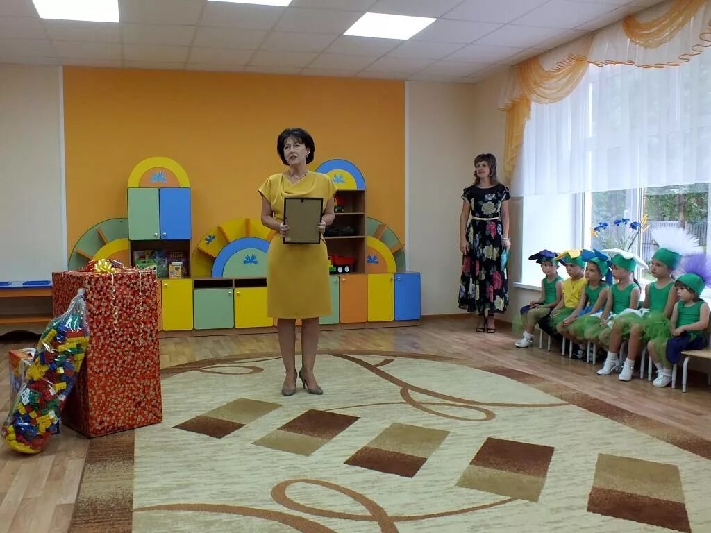 Сегодня садики работают. Воспитательница садика 179. Фото группы детский сад 162. Детский сад 179 Иваново. Украина сегодня садик.