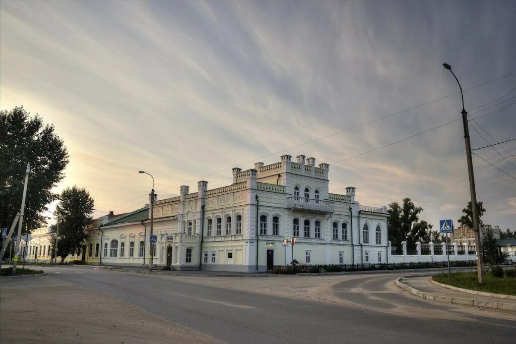 Погода нерчинск забайкальский край на 10. Нерчинский Бутинский дворец. Дворец Бутина в Нерчинске. Нерчинск музей Бутинский. Бутин город Нерчинск Бутинский дворец город Нерчинск.