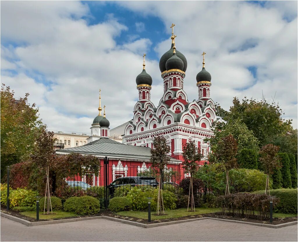 Храм георгия. Церковь георгия в ендове москва. храм великомученика георгия победоносца в ендове. храм великомученика георгия победоносца в ендове г. москвы. храм соловецкое подворье в москве.