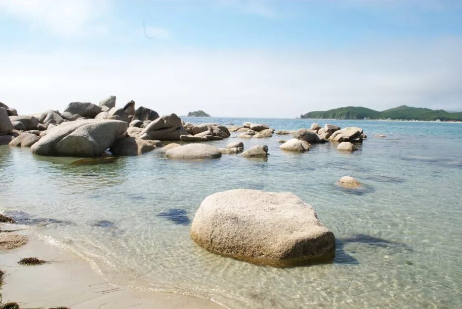 Японское море бухта триозерье. 3 озера приморский край. 3 озера приморский край. Находка приморский край триозерье. 3 озера приморский край.