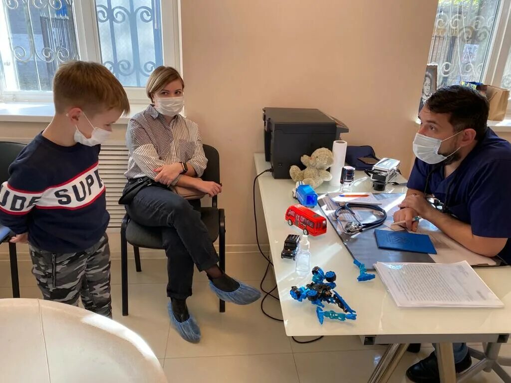 коняхин детский хирург. детская хирургия ростов на дону. шарудилов сергей александрович. чепурной михаил геннадьевич ростов-на-дону. воловик константин георгиевич хирург ростов.