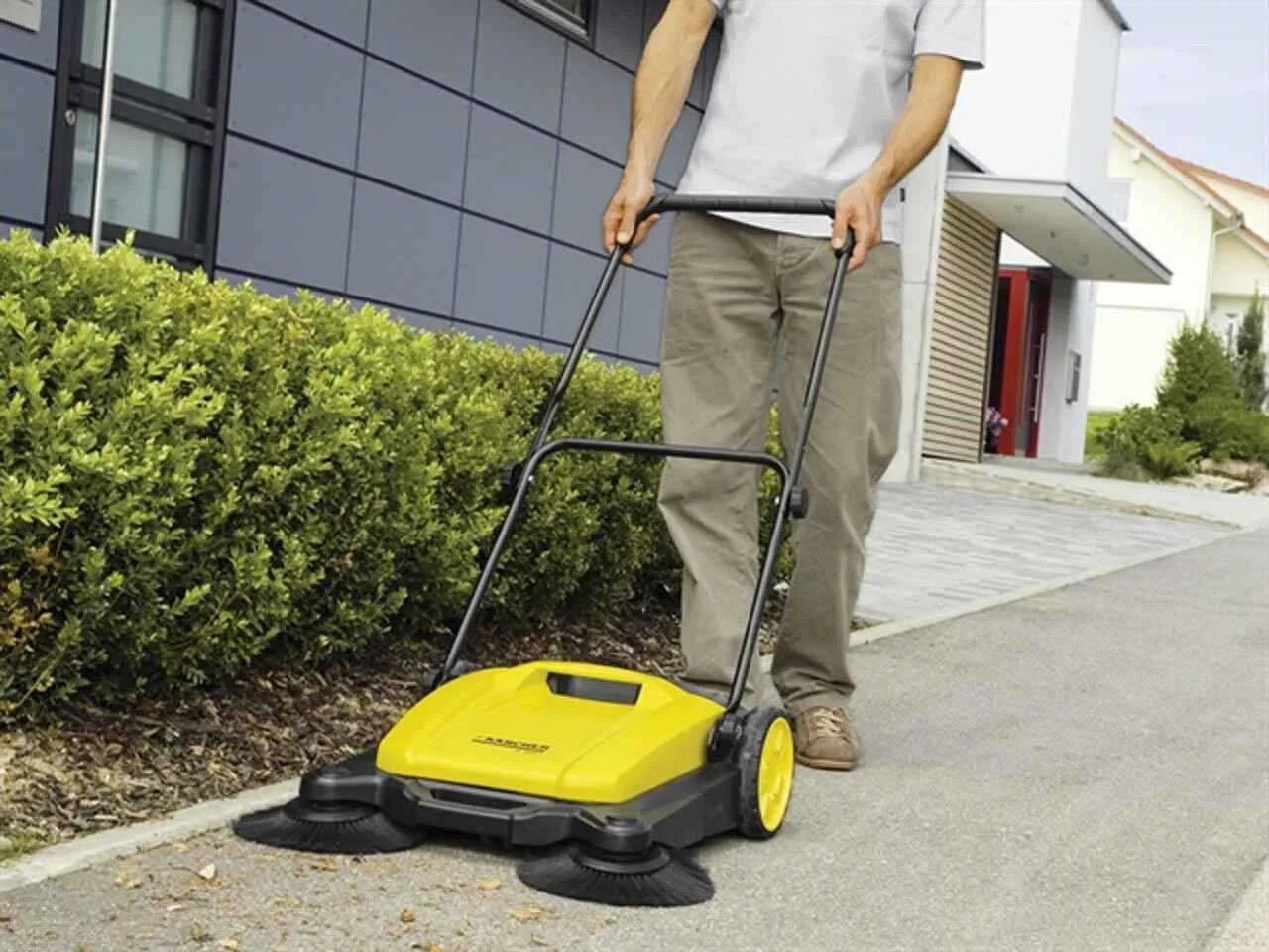 Керхер ручная подметальная машина. Пароочиститель sc 2 deluxe easyfix premium. Karcher s 2. Karcher s 2. Кёрхер пароочиститель cs2.