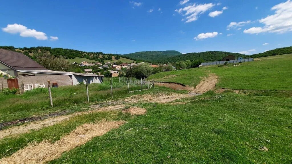 Село голубинка бахчисарайский. Село Голубинка Крым. Голубинка Бахчисарайский район. Голубинка Крым улица набережная 10. Село Голубинка Крым фото.