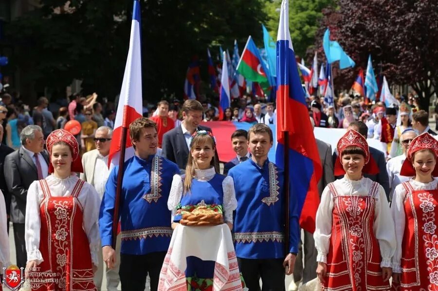 День русского крыма. Народы Крыма украинцы. Украинская диаспора в Крыму. Крым многонациональный. Многонациональный народ Крыма.